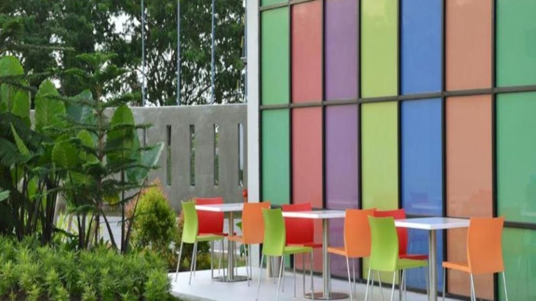 Pop! Hotel Airport Jakarta Tangerang Extérieur photo