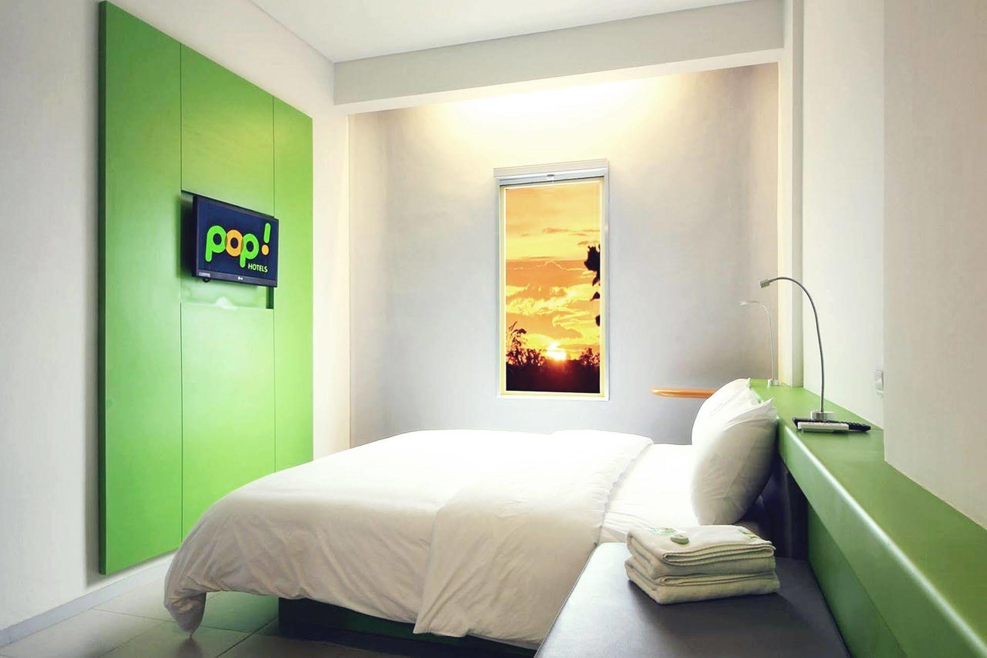 Pop! Hotel Airport Jakarta Tangerang Extérieur photo